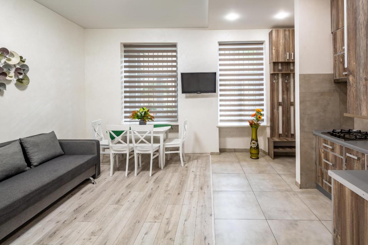 Alfa Apartments Kulisha 40 Lviv Eksteriør bilde