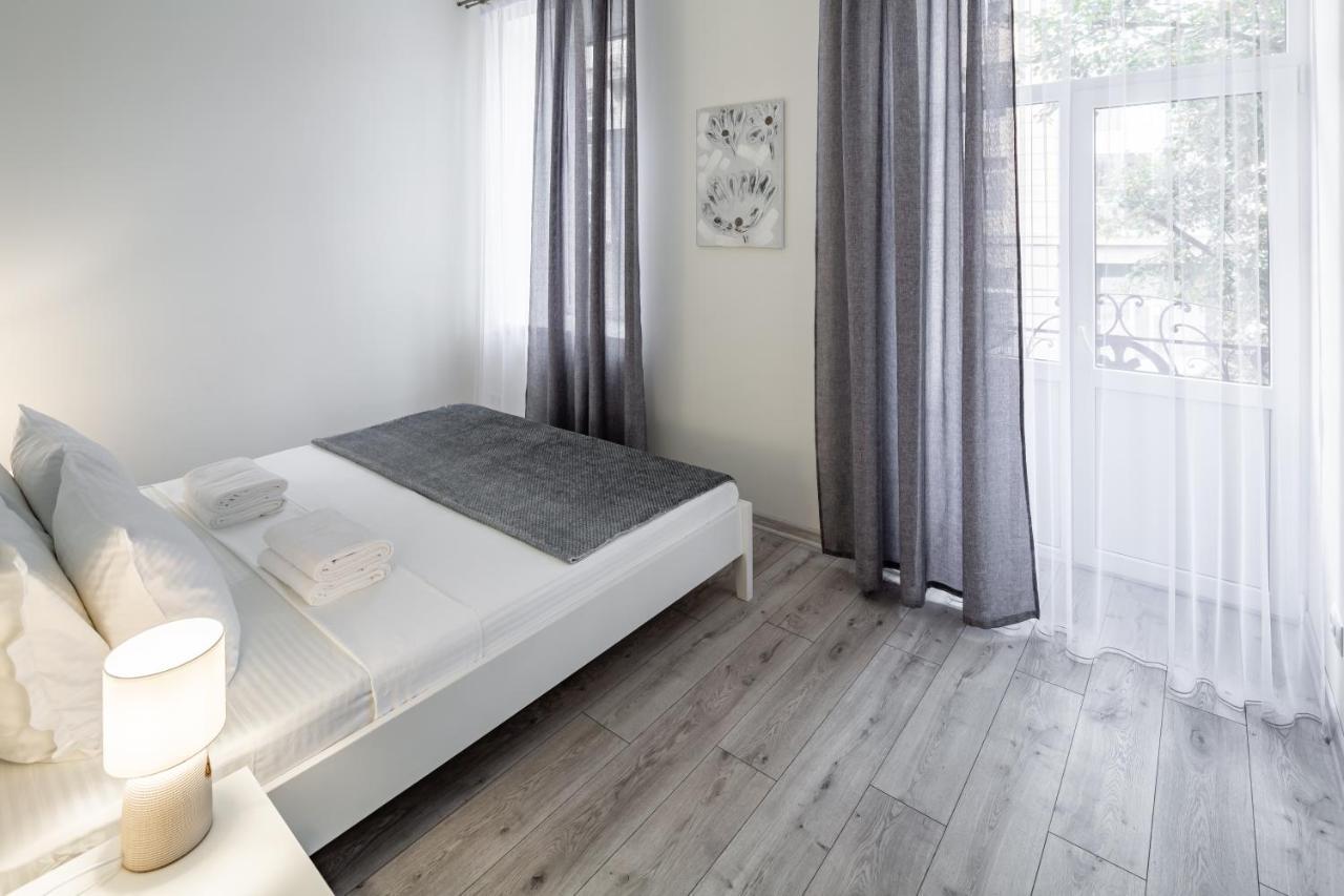 Alfa Apartments Kulisha 40 Lviv Eksteriør bilde